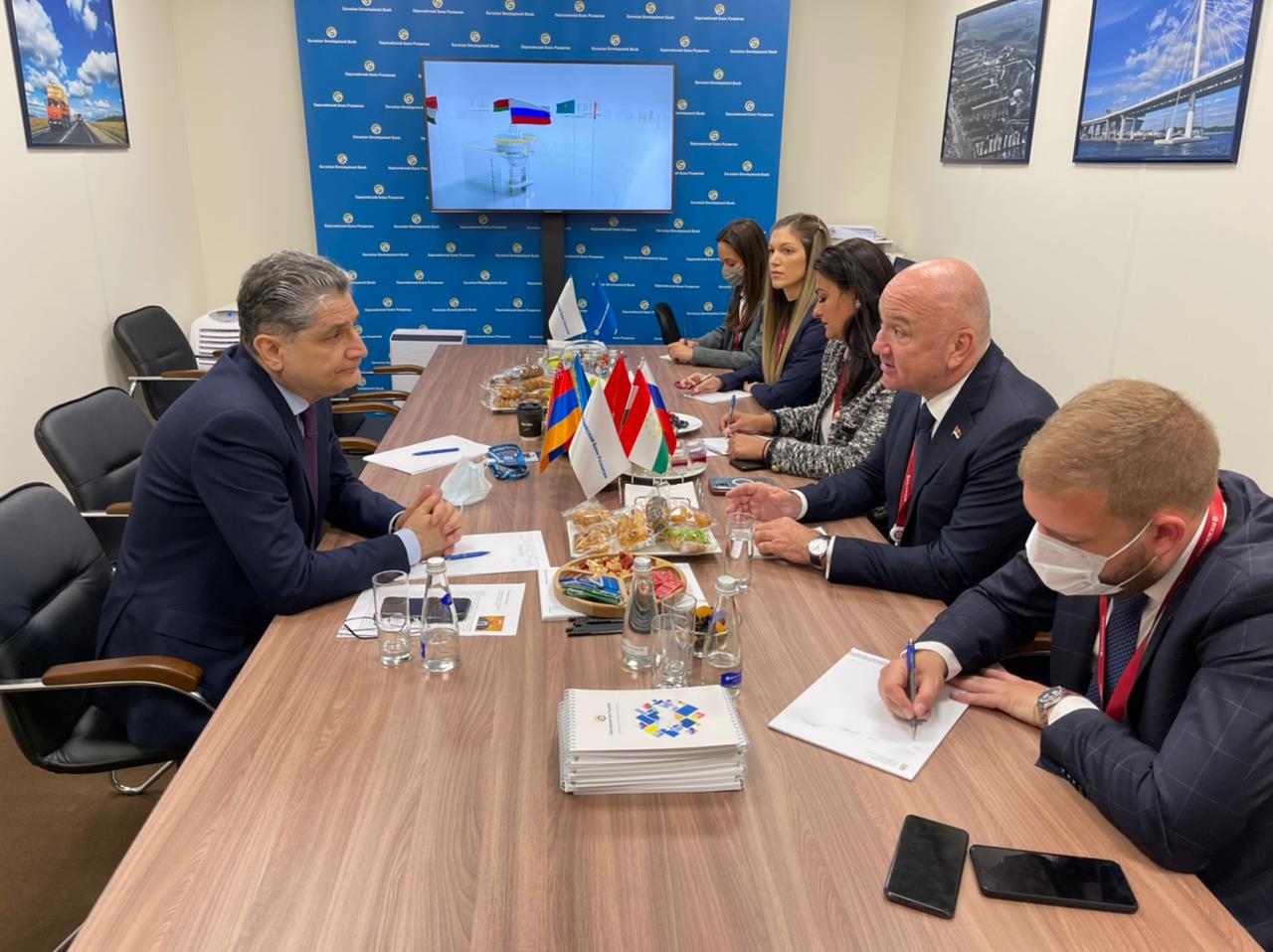 WhatsApp Image 2021-06-03 at 15.10.12.jpeg